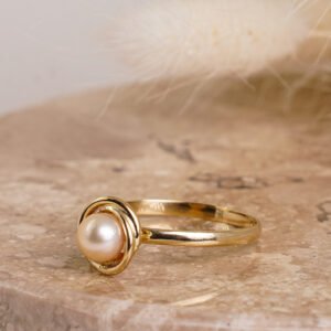 1/2 Aliança com retangolas com 6 diamantes de 1 ponto
