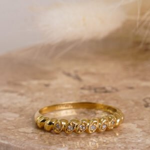 1/2 Aliança bolinha com 6 diamantes de 1 ponto